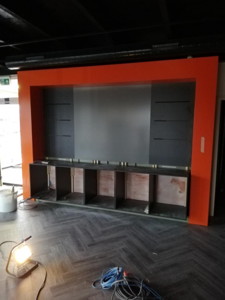 Koof maken om keuken